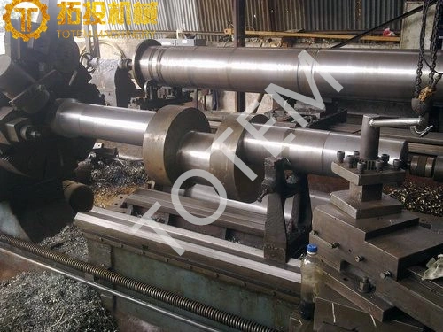 Hollow Shaft Crank Shaft for Shipping and Oil Industry